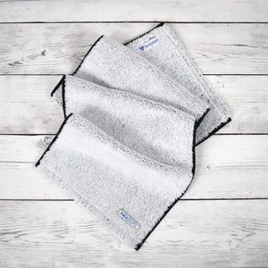 Perfect Yoga Towel - FaceSoft Black & White